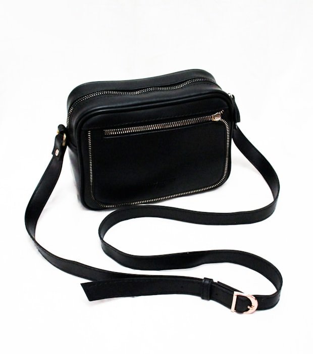 Pip Card Pouch