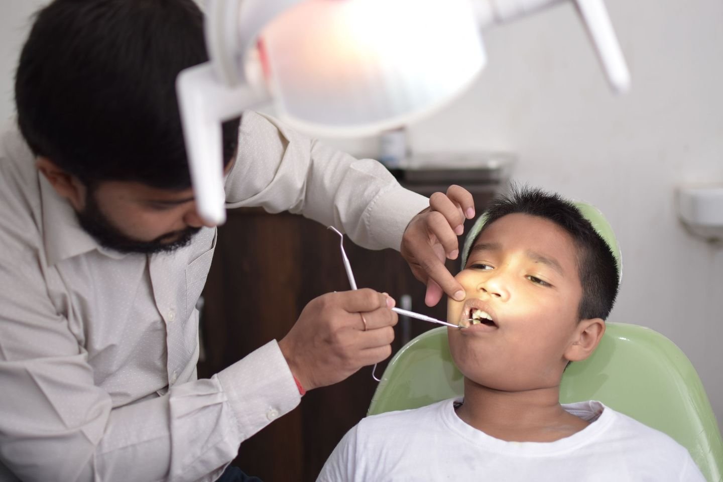 How to Bring a Four-Year-Old to the Dentist