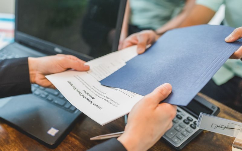 Reading A Lease Properly Takes Twenty Minutes
