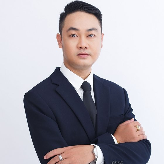 Kenji Watanabe