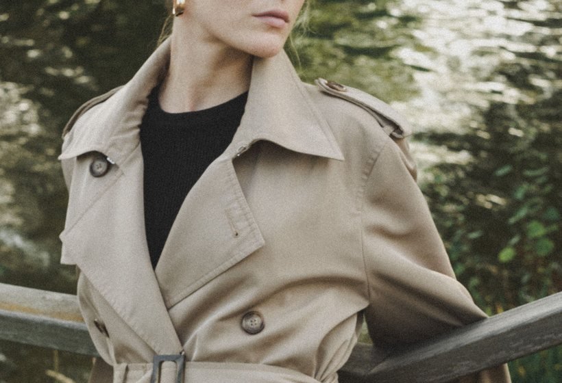 How to wear a coat that is two sizes bigger than you