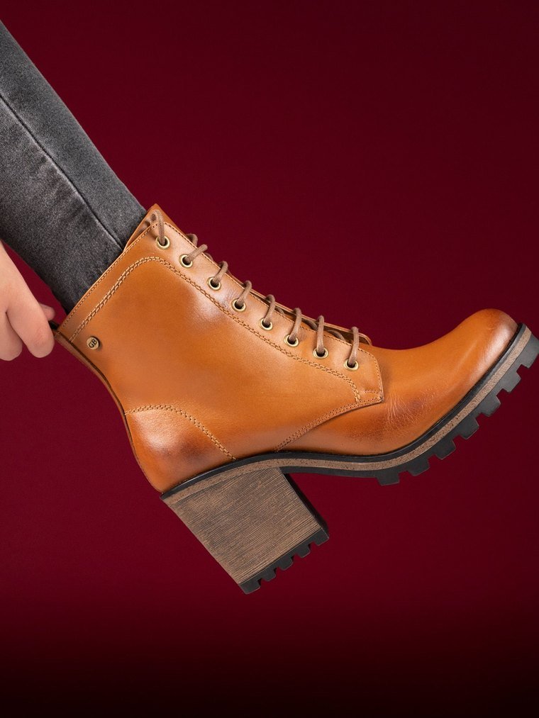 Corbin ankle boot